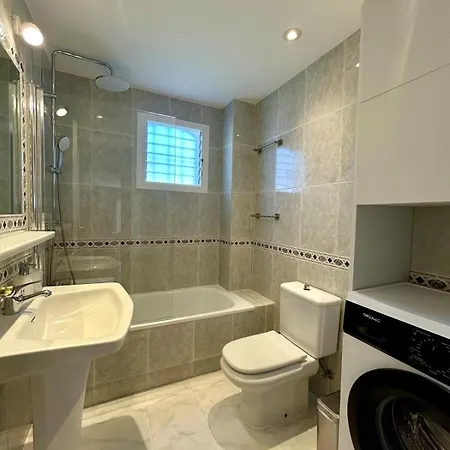 Apartment Elegant Close To The Estepona