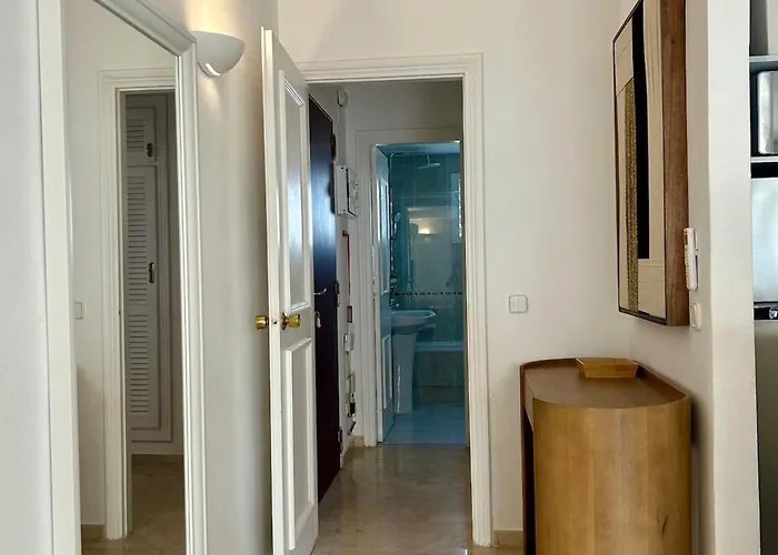 Elegant Close To The * Εστεπόνα